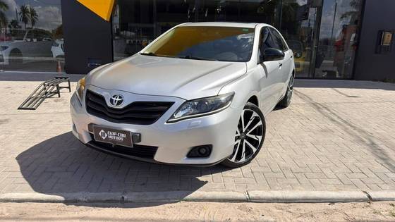 TOYOTA CAMRY 3.5 XLE V6 24V GASOLINA 4P AUTOMÁTICO